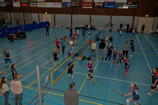 2015-01-10-volleyball_sacha_eerste_wedstrijd-006